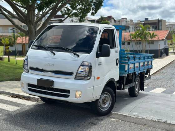 KIA BONGO 2.5 TD DIESEL STD CS 4x4 MANUAL
